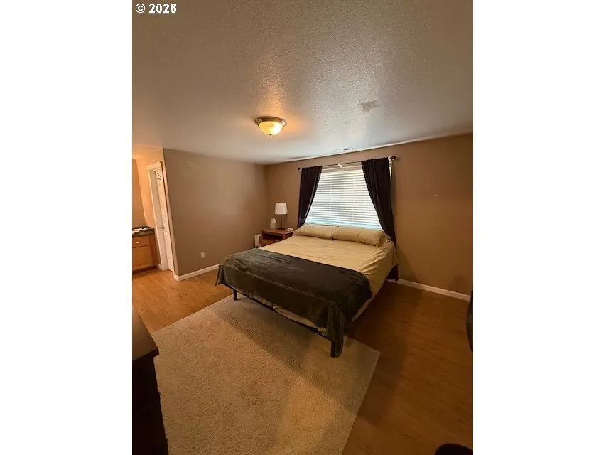 Bedroom, Primary