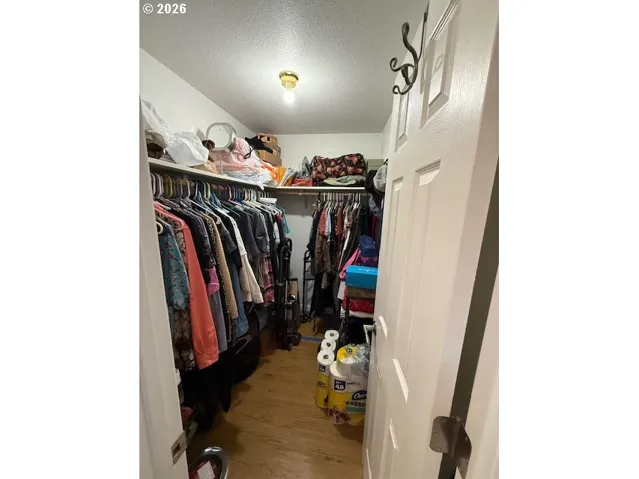 Bedroom, Primary-Walk-In Closet