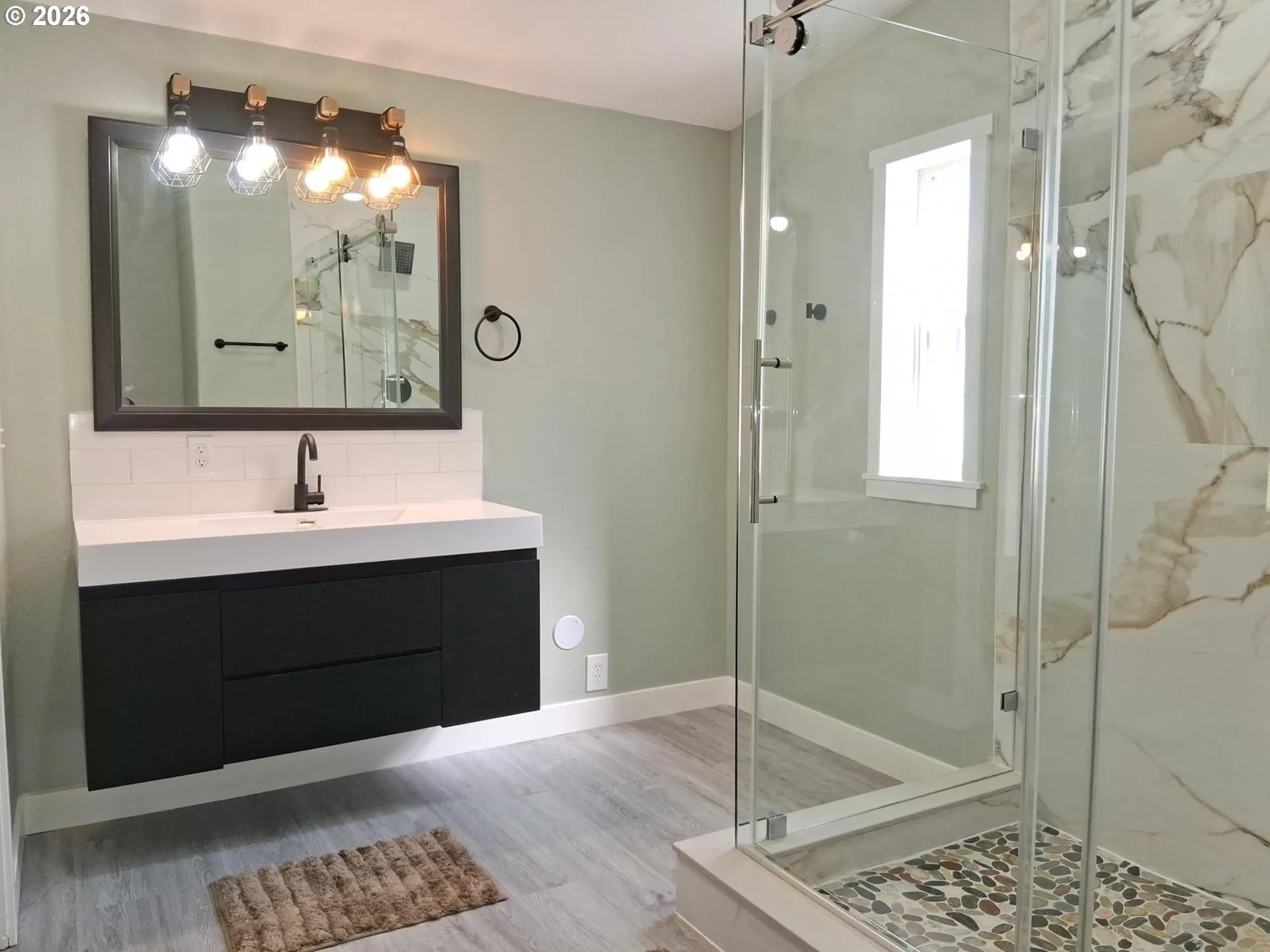 En Suite Bathroom