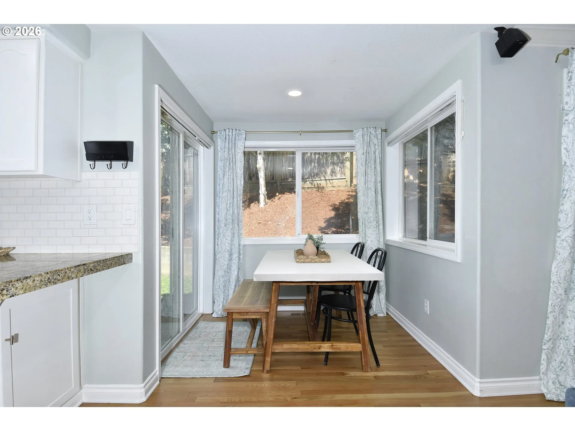 Kitchen/Nook-Eating Area