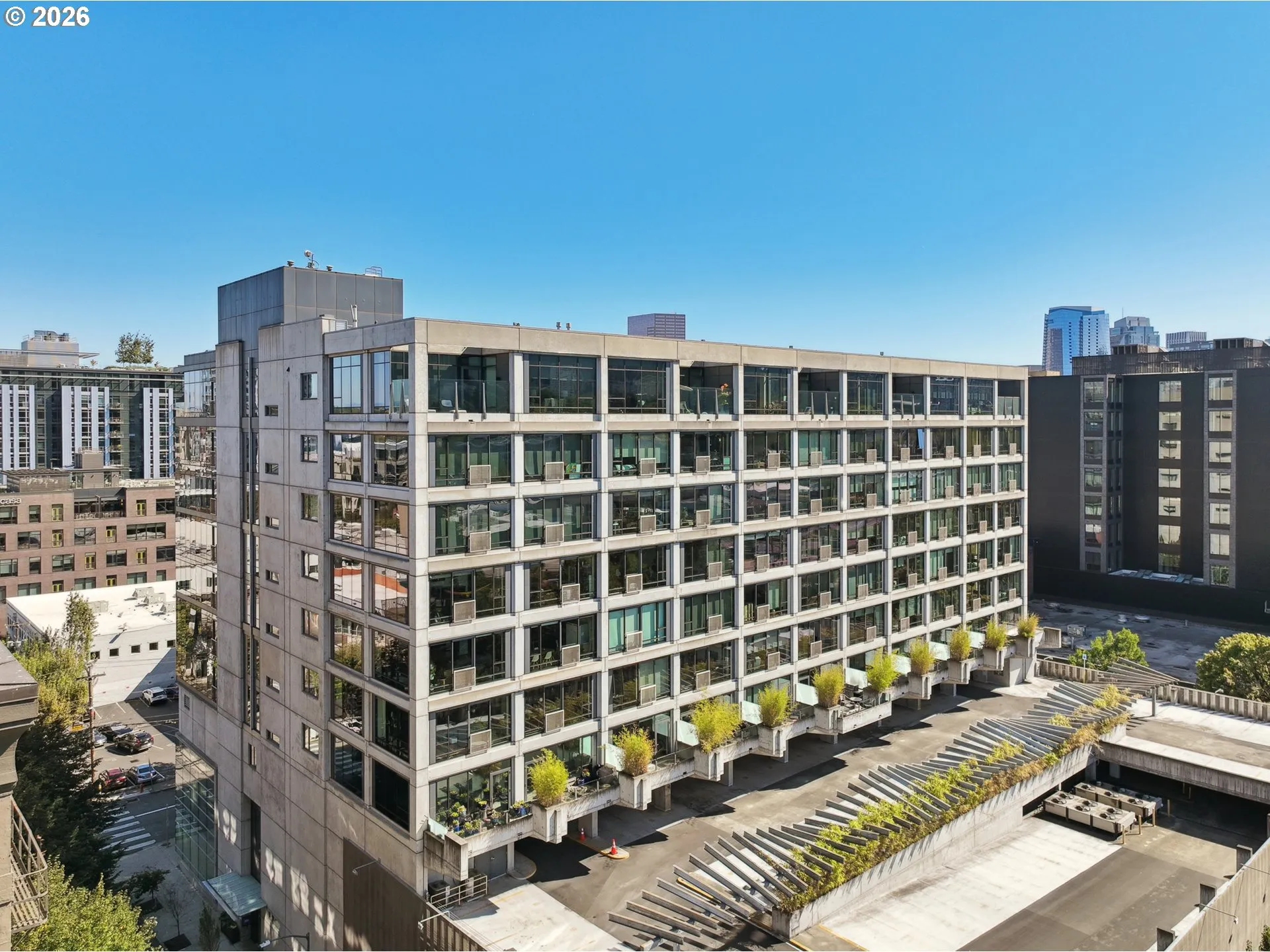 Exterior-SE Facing
