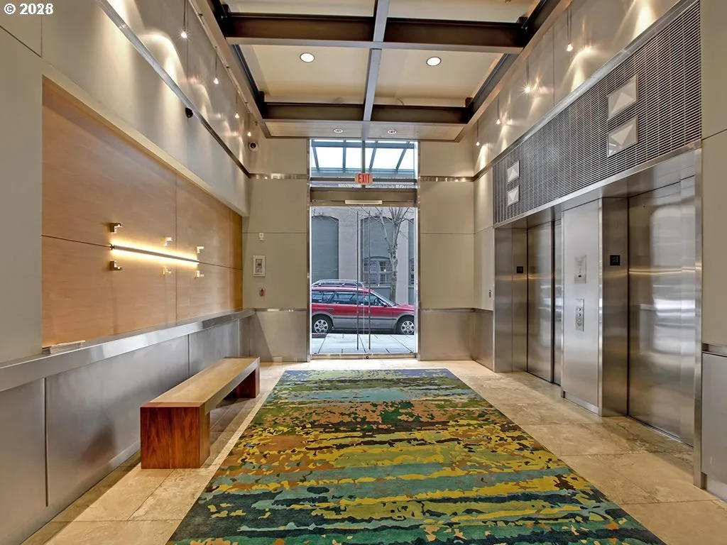 Entrance/Foyer