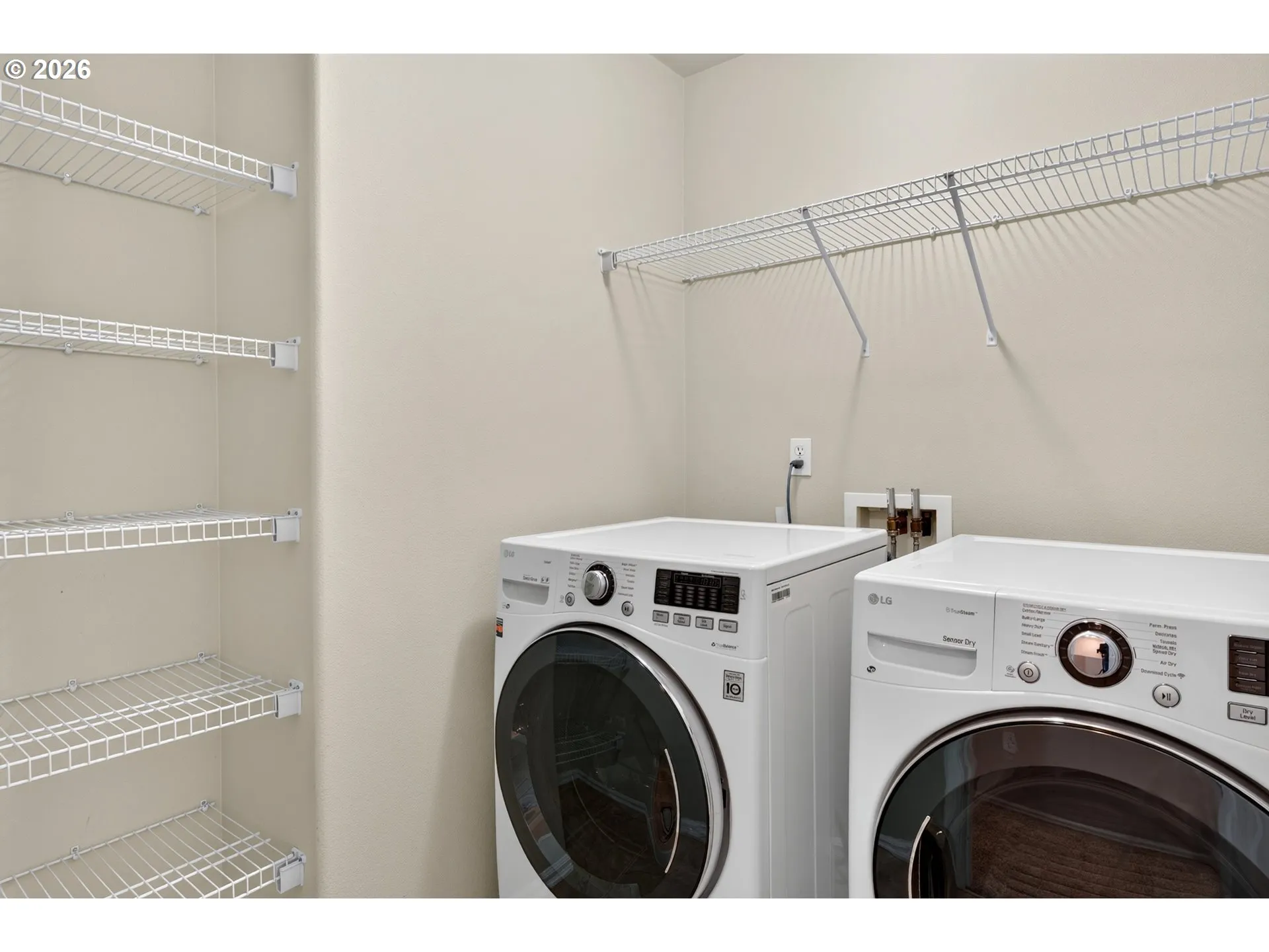 Laundry-Upper