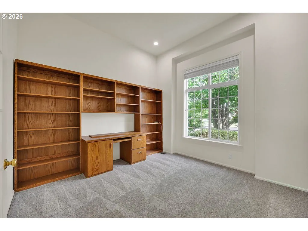 Den/Office-Main