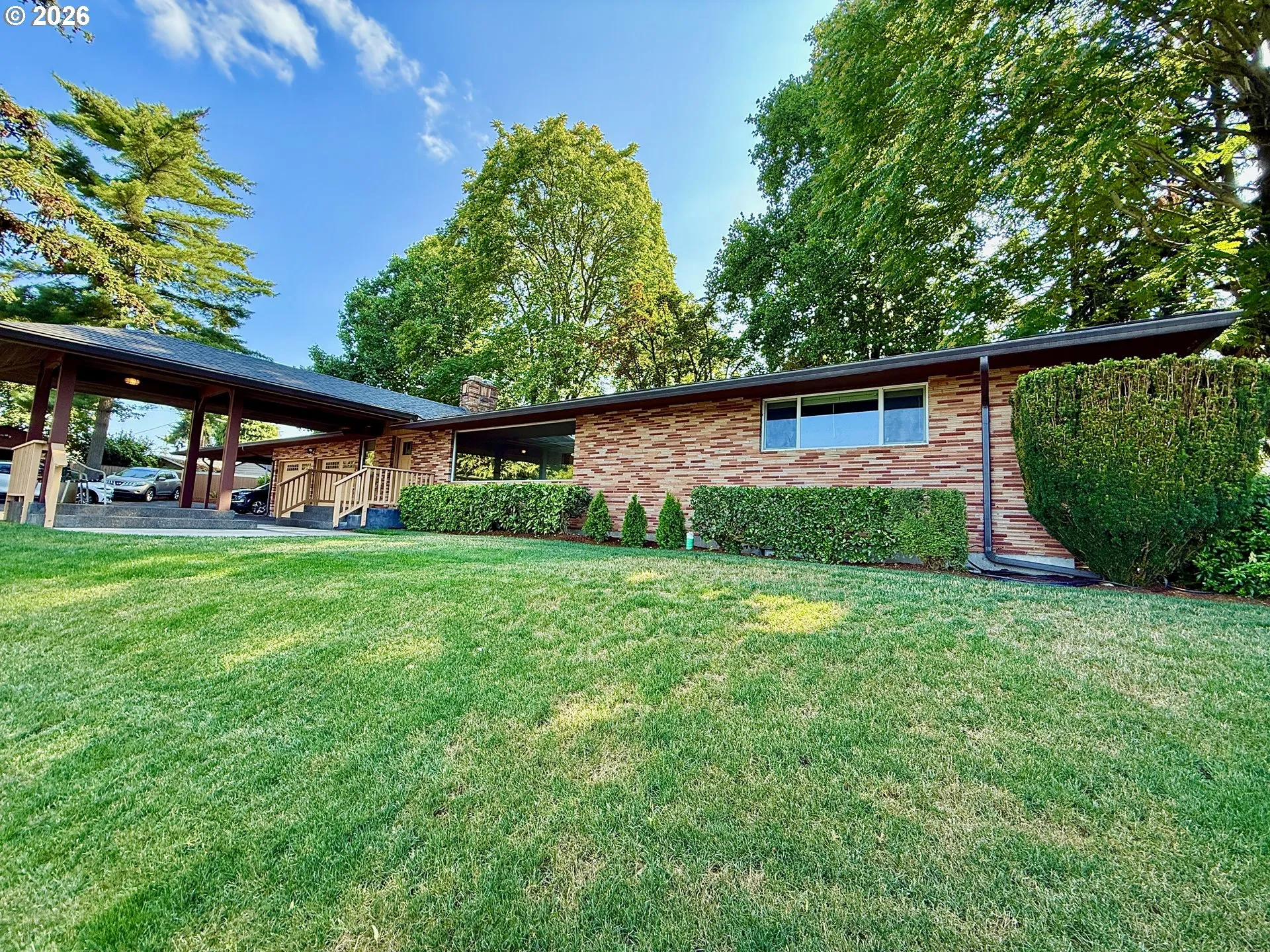 Yard-Front