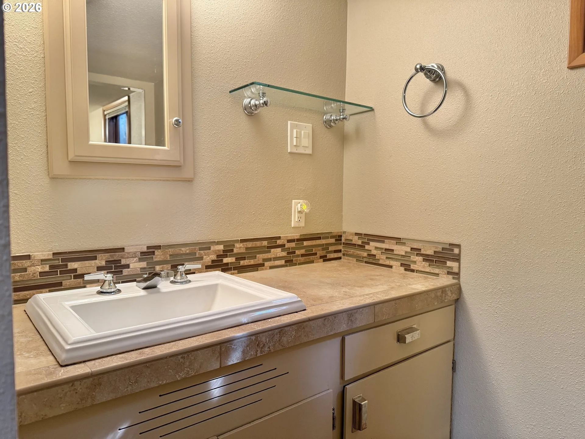 Bathroom-Lower
