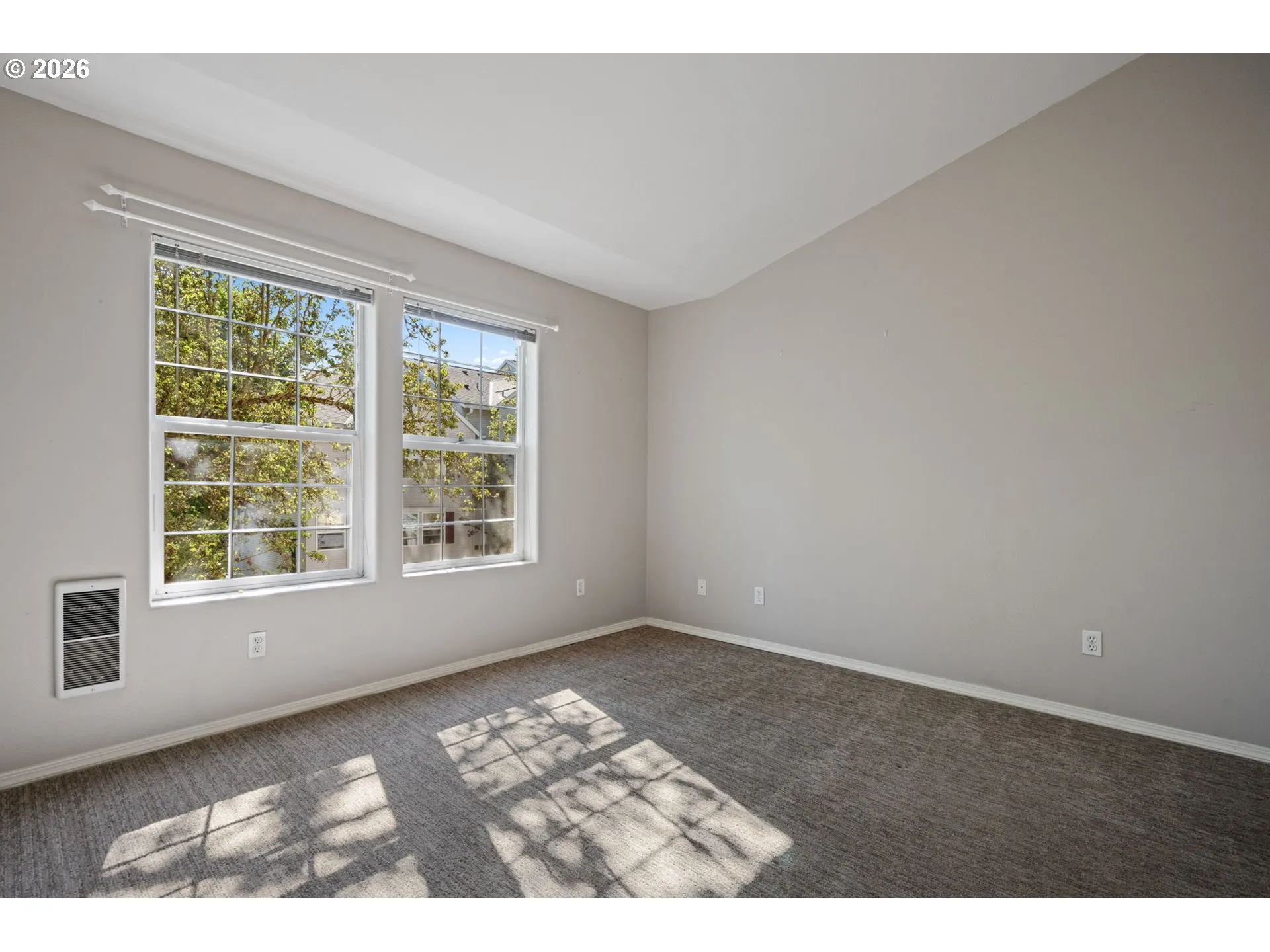Bedroom, Primary-Upper
