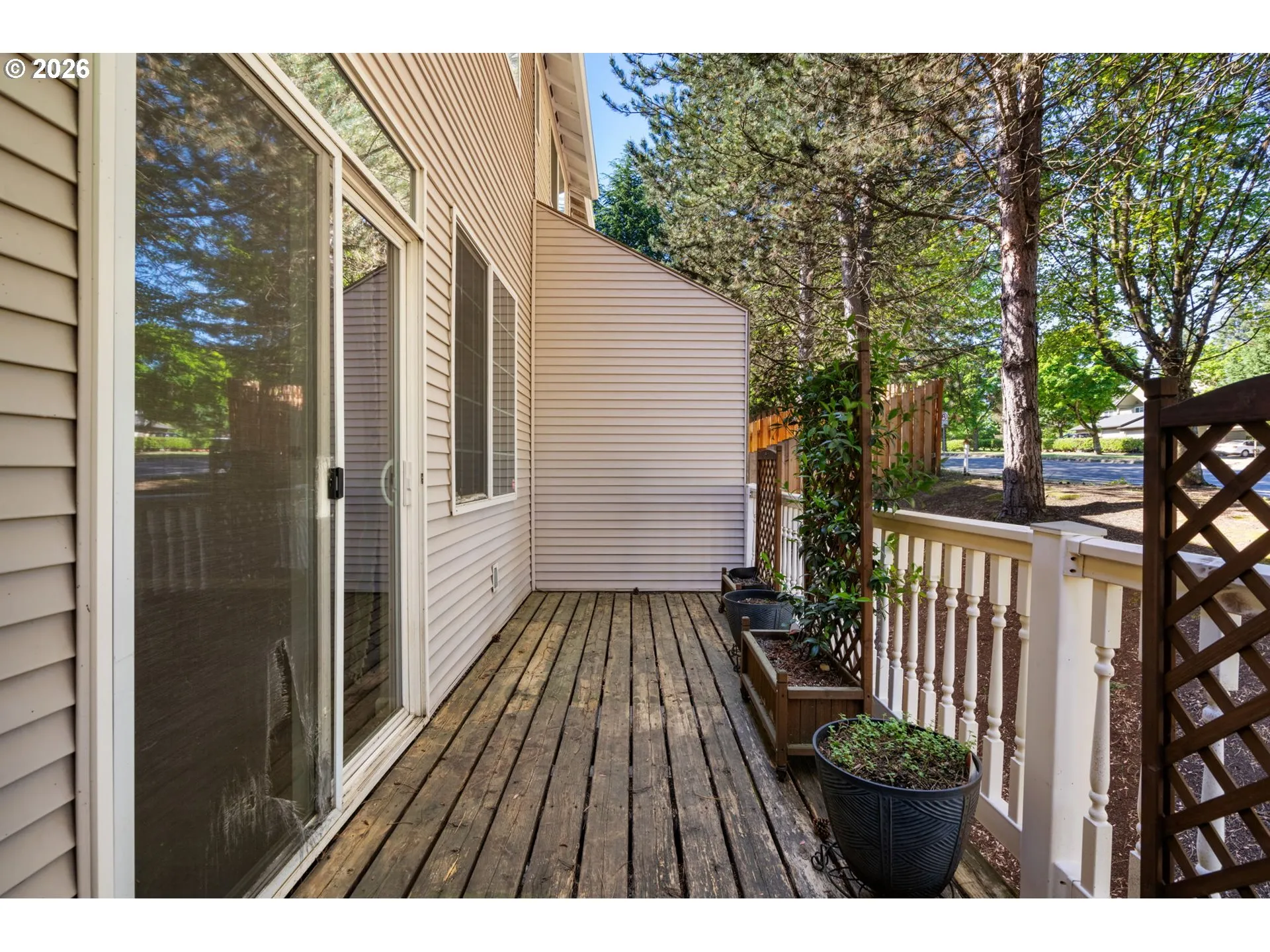 Deck-Main