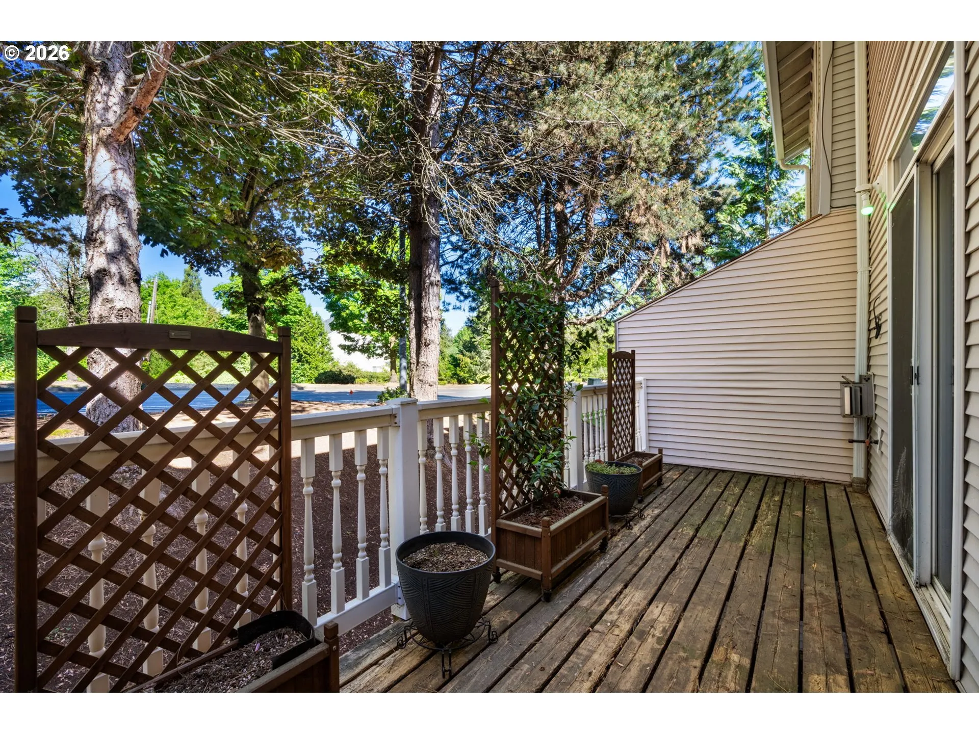 Deck-Main