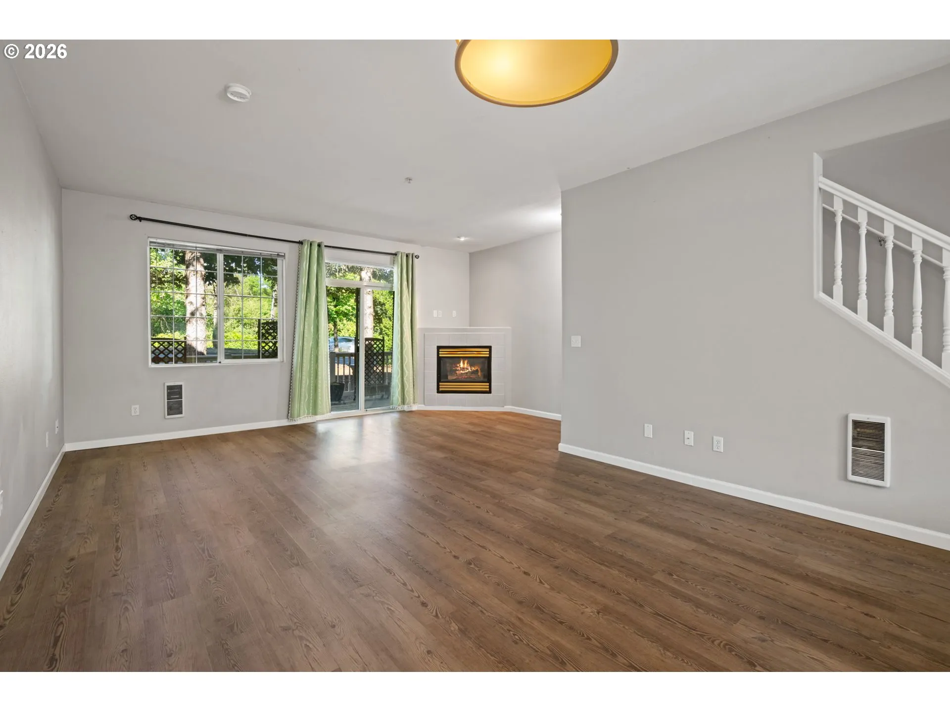 Living Room/Dining Room