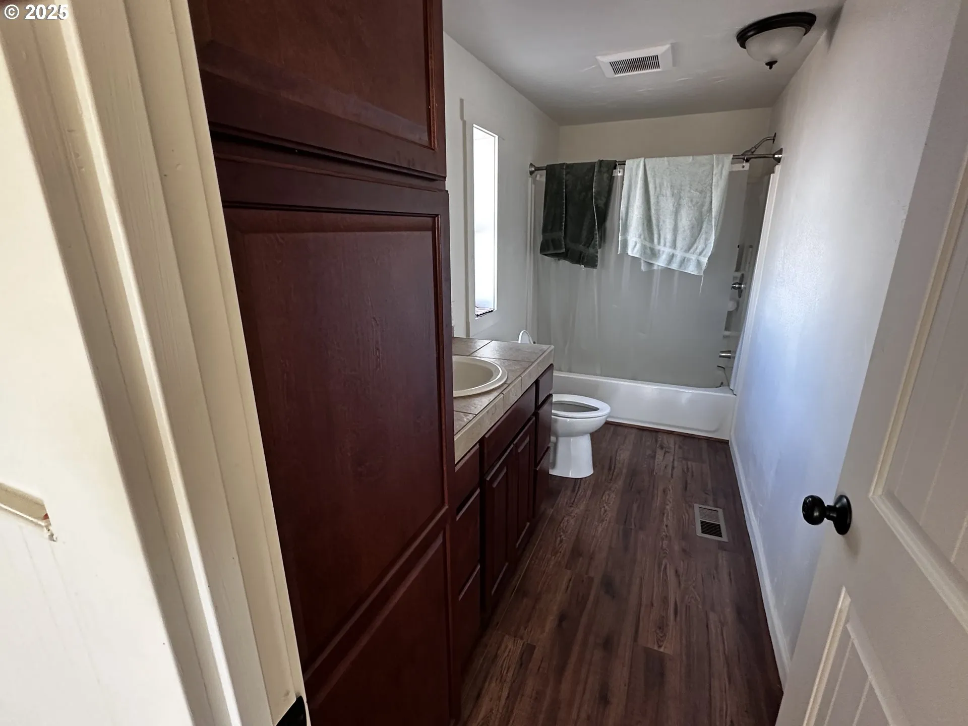 Bathroom, Attached
