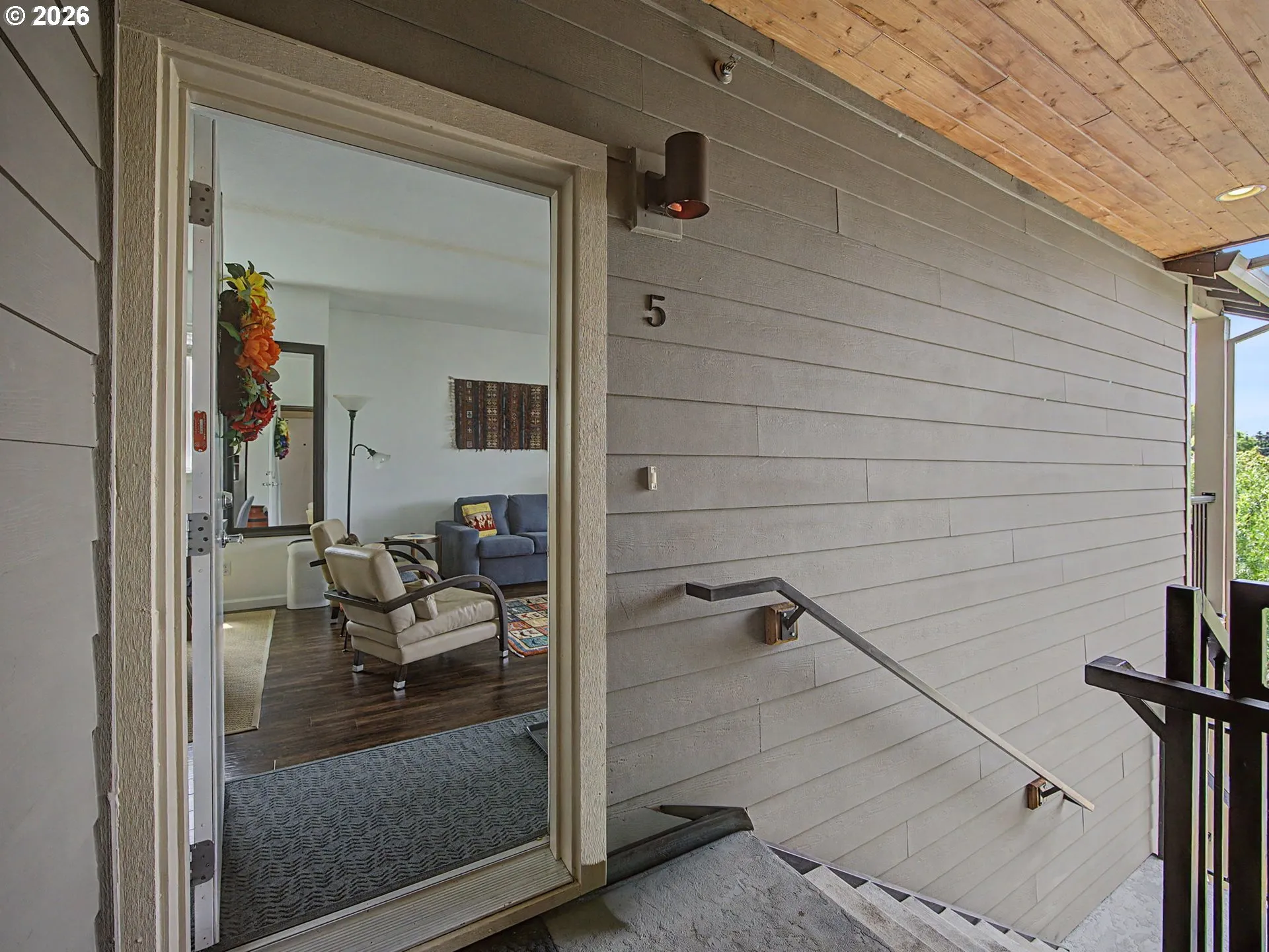 Entrance/Foyer