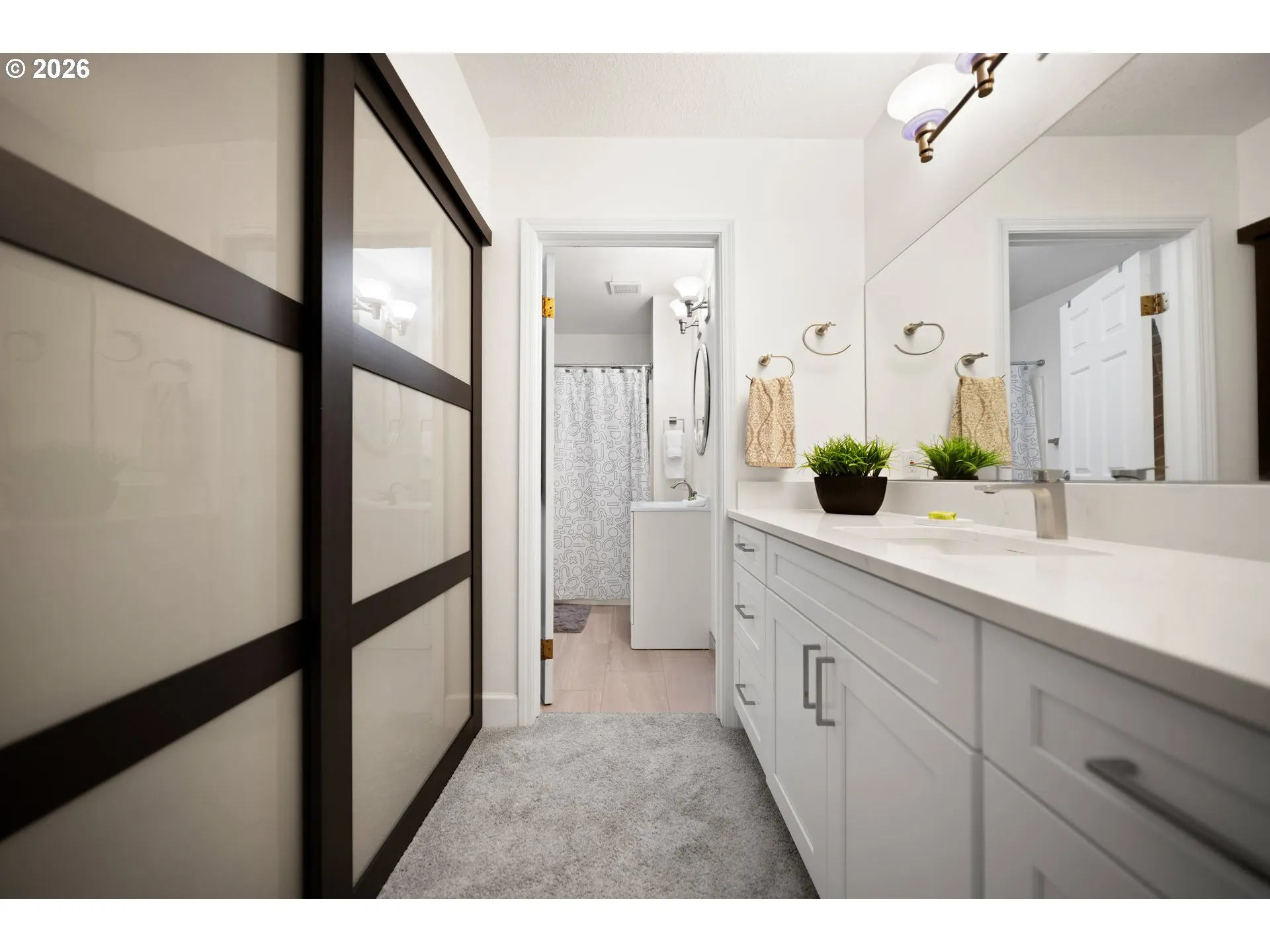 En Suite Bathroom