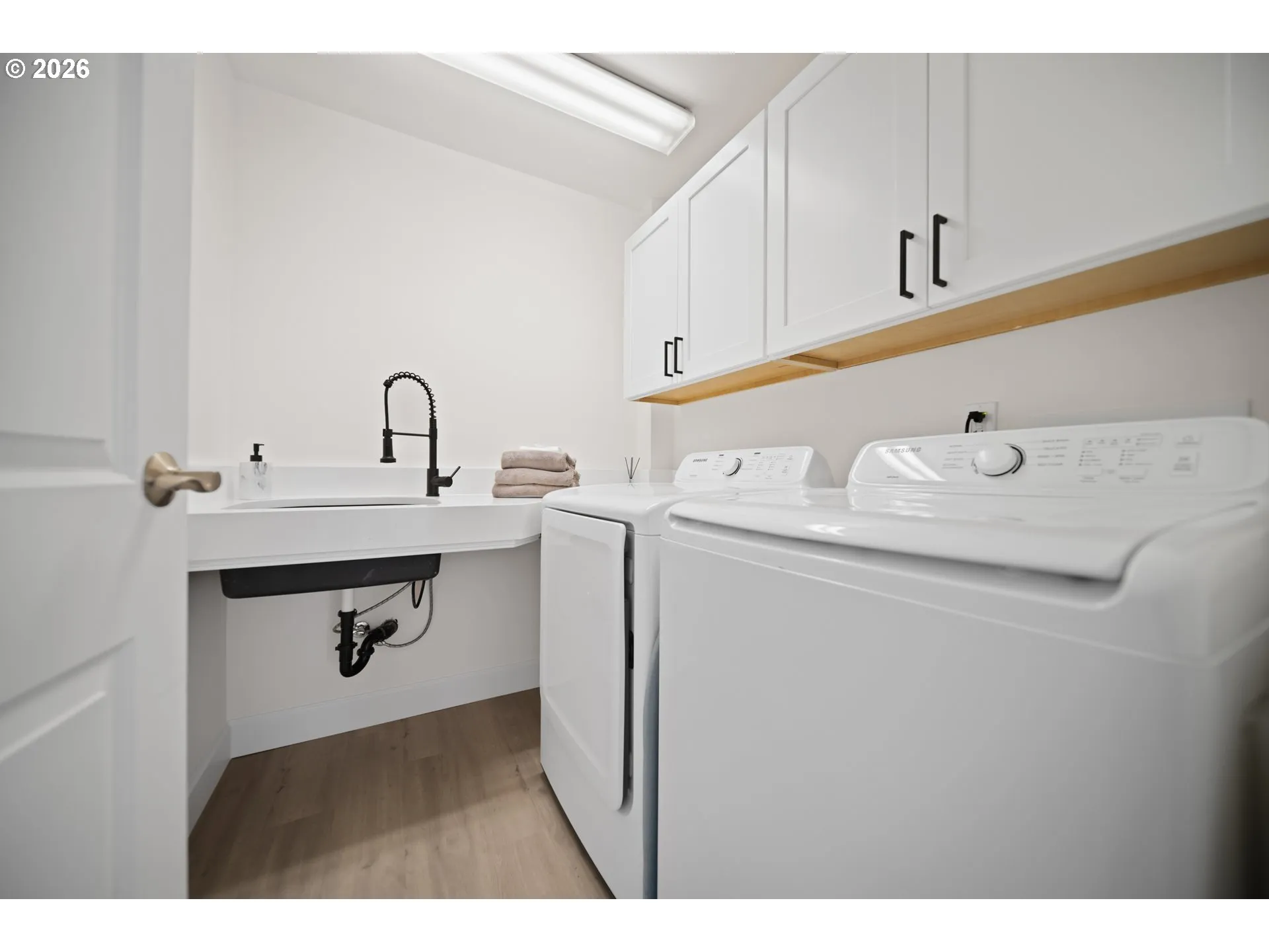 Laundry-Upper