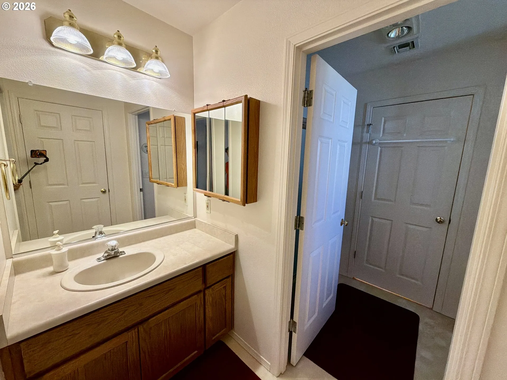 Bathroom-Jack and Jill