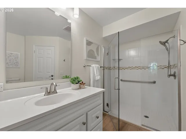 En Suite Bathroom