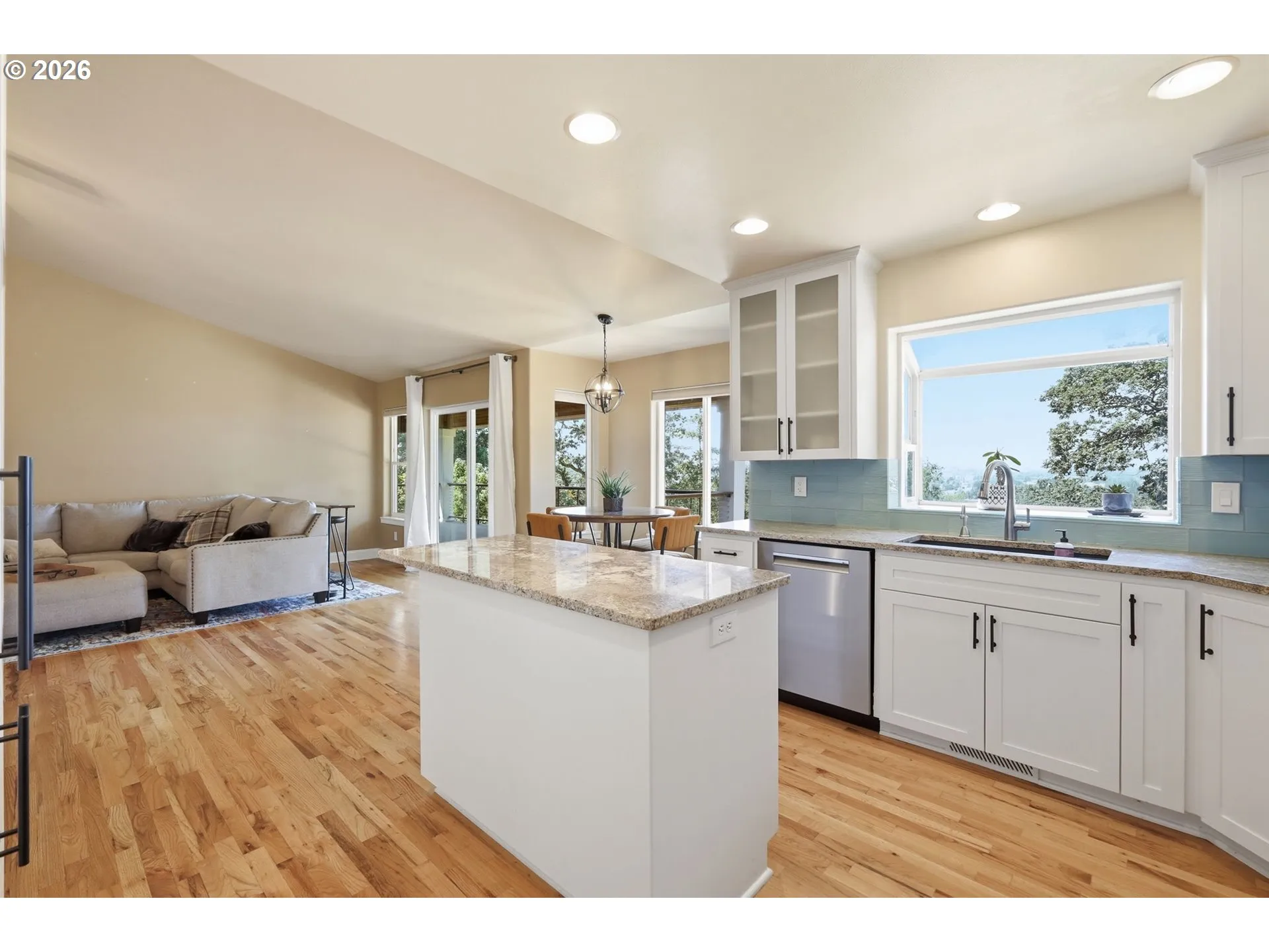 Kitchen/Living Room
