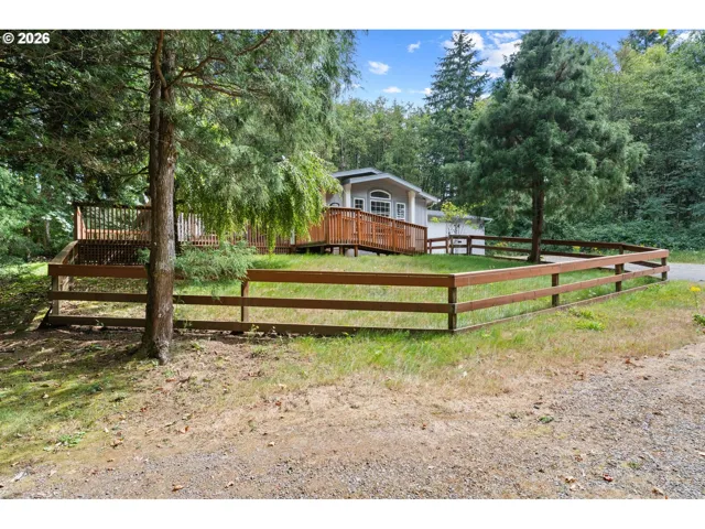 Yard-Fenced