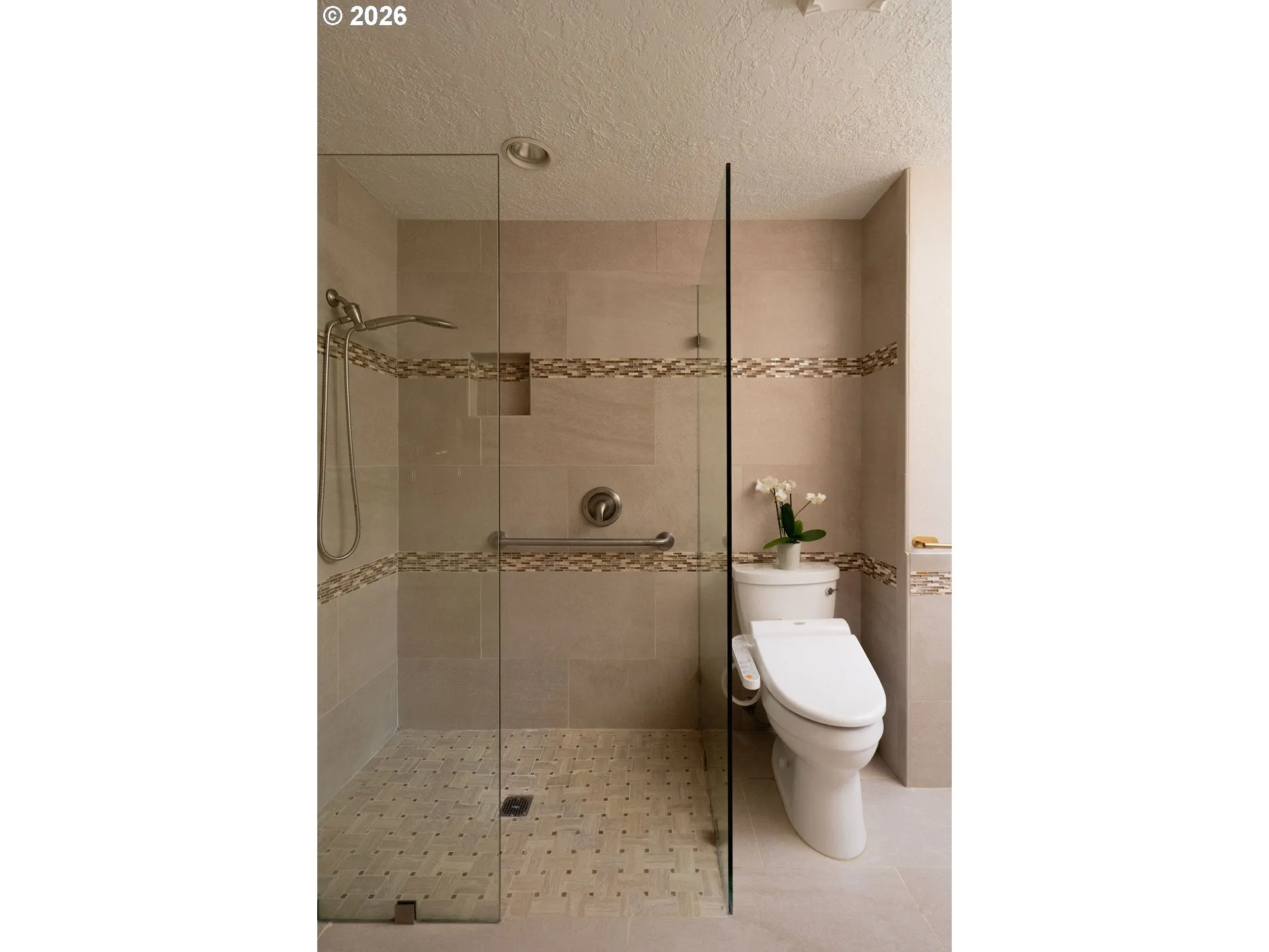 Primary Bedroom-Attached Bathroom