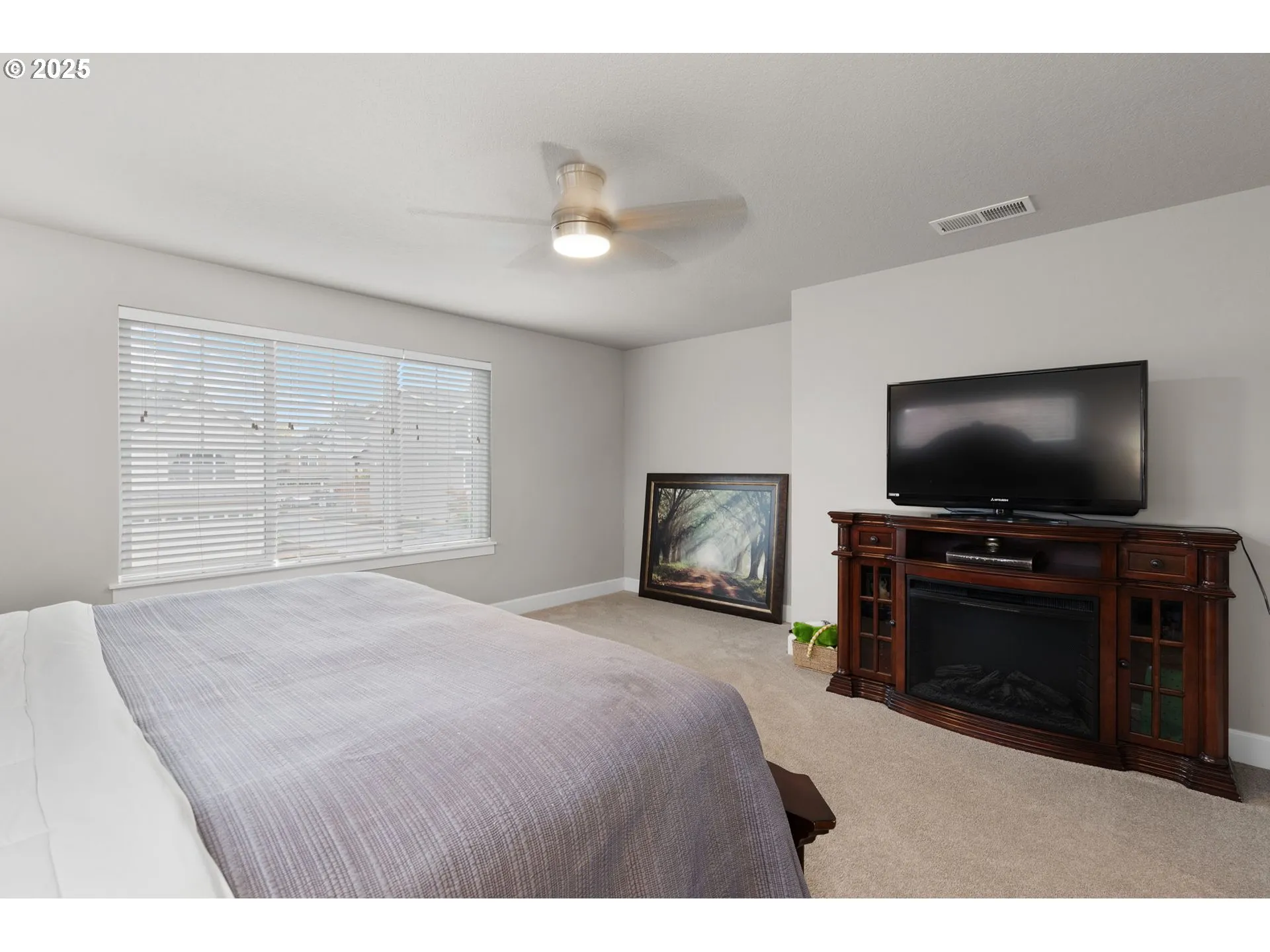 Owner's Suite Bedroom-Upper