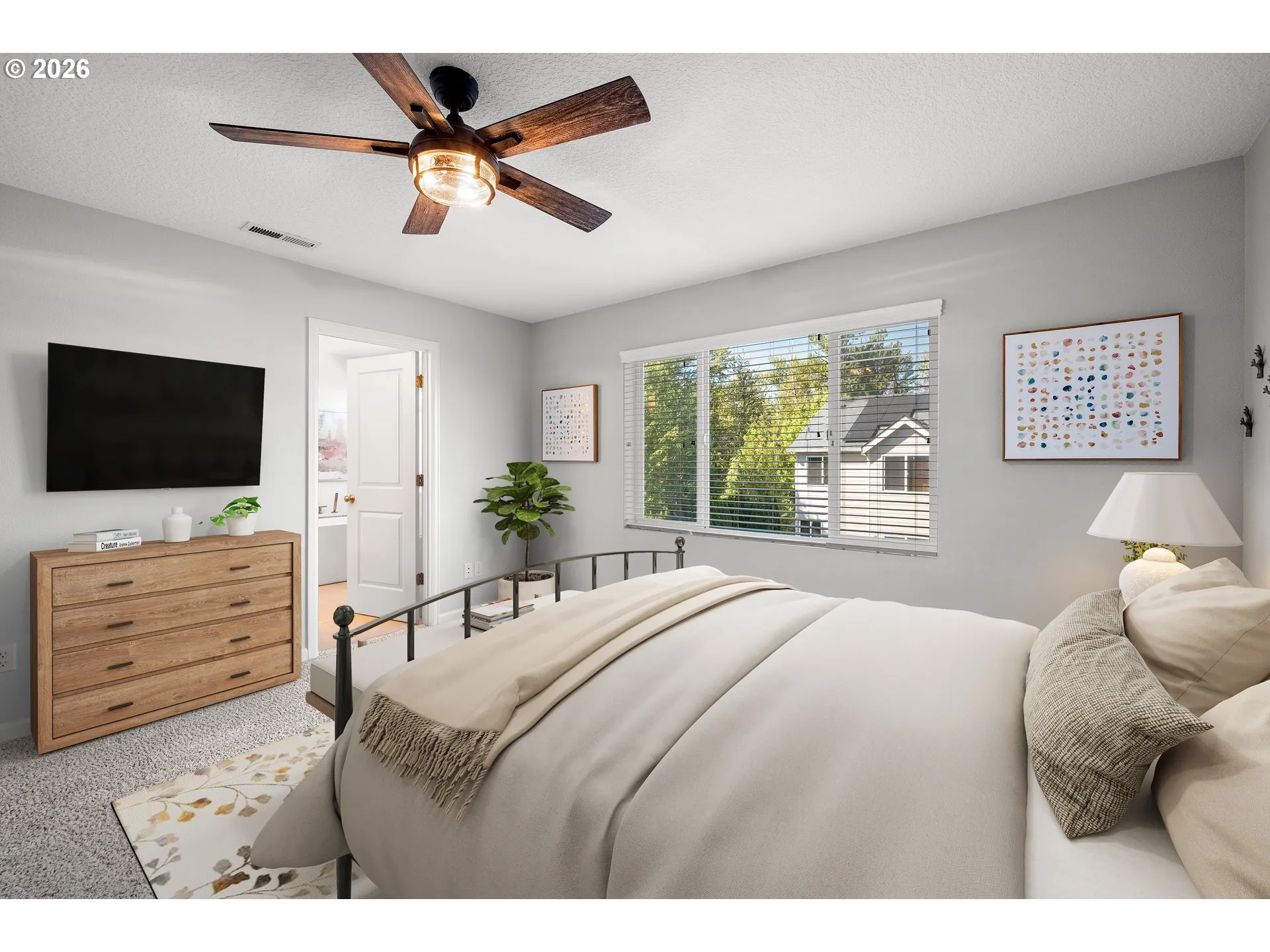 Primary Bedroom-Upper