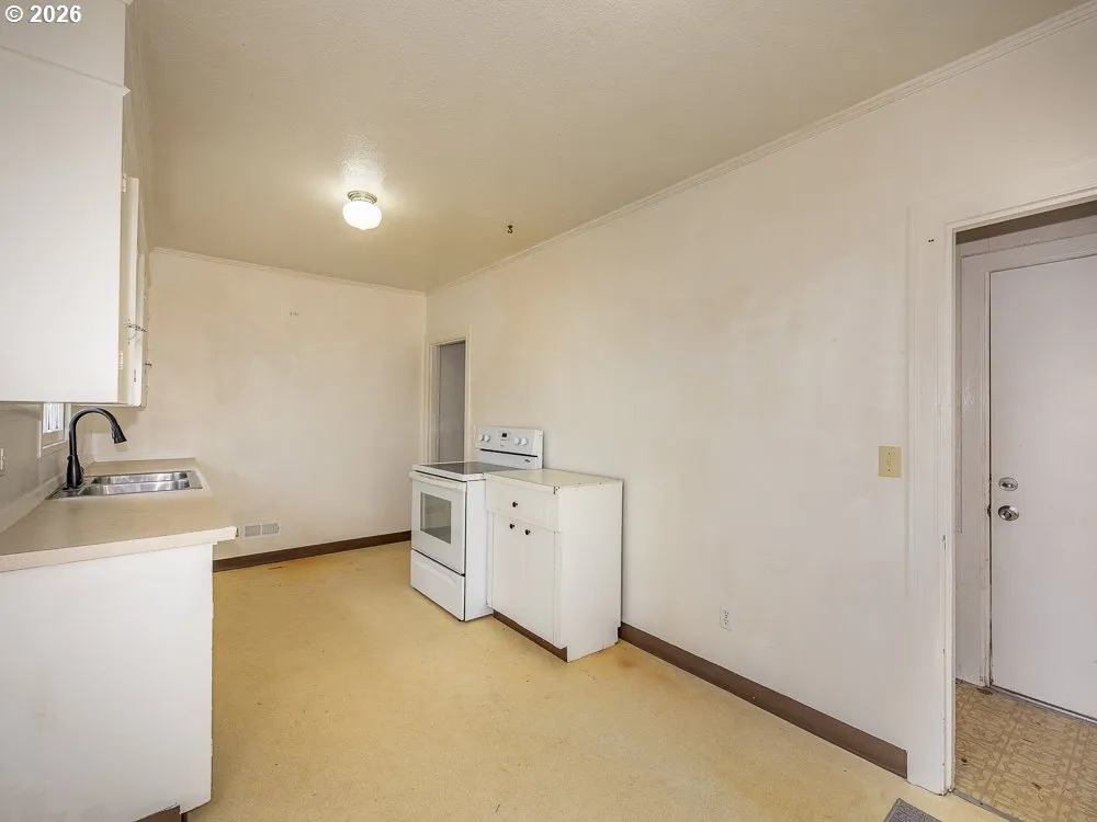 Kitchen-Oven