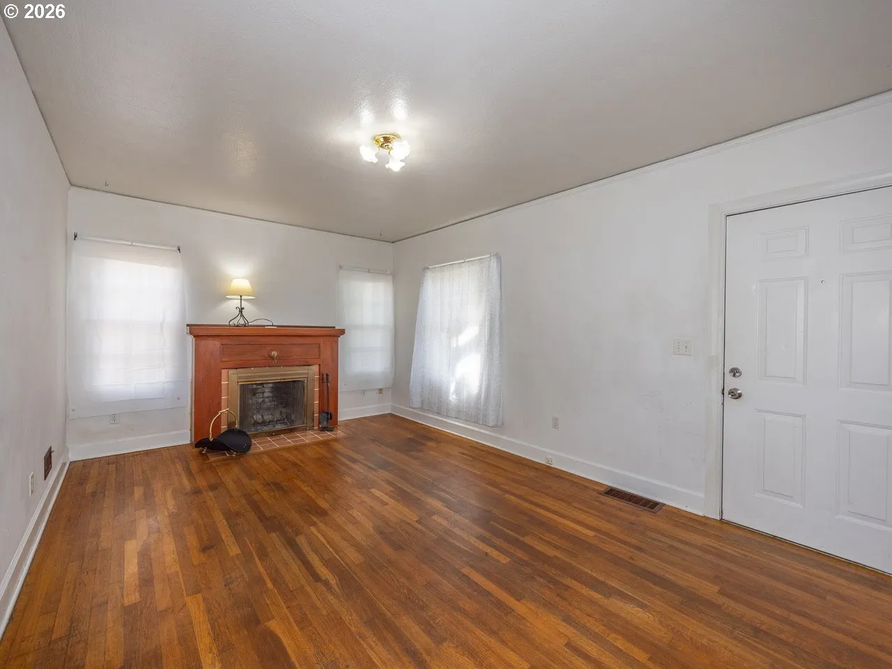 Living Room/Dining Room