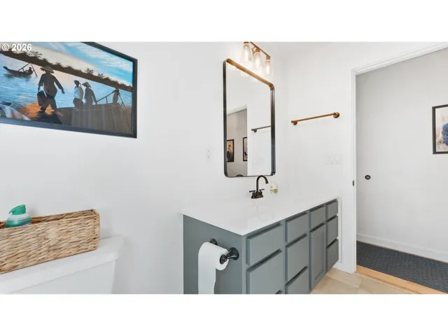 Bathroom-Lower