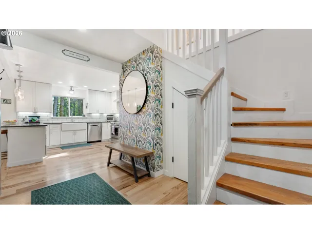 Entrance/Foyer