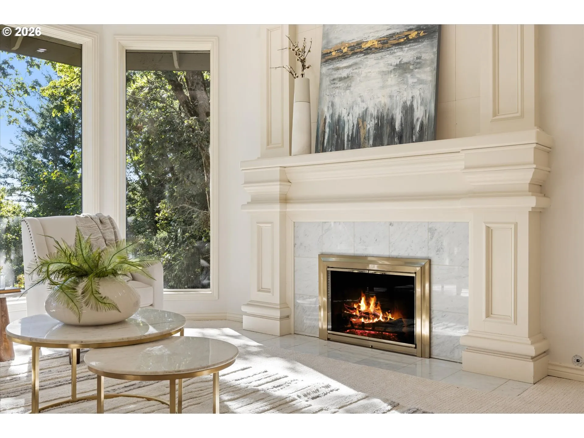Living Room-Fireplace