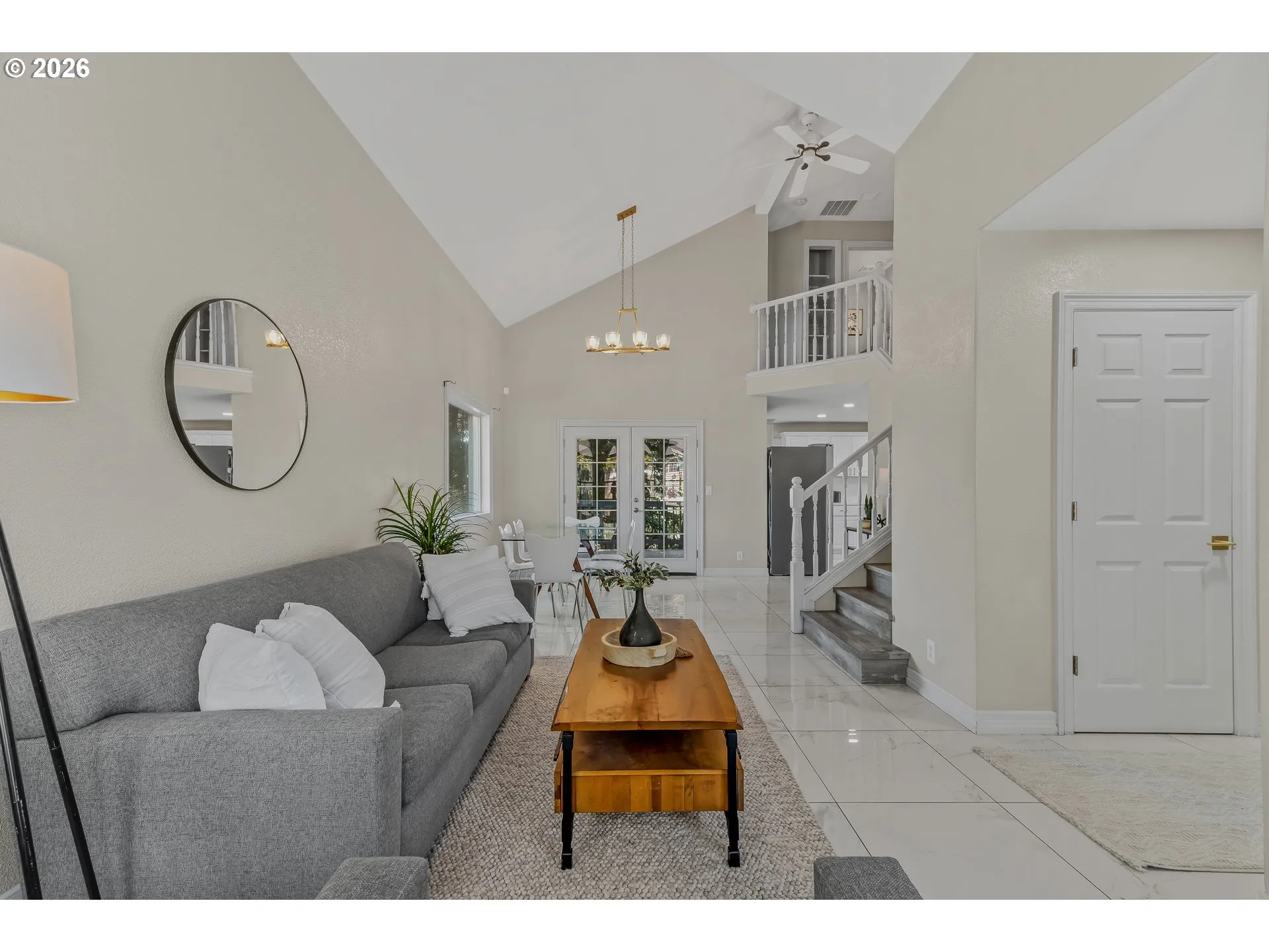Living Room-Vaulted Ceilings
