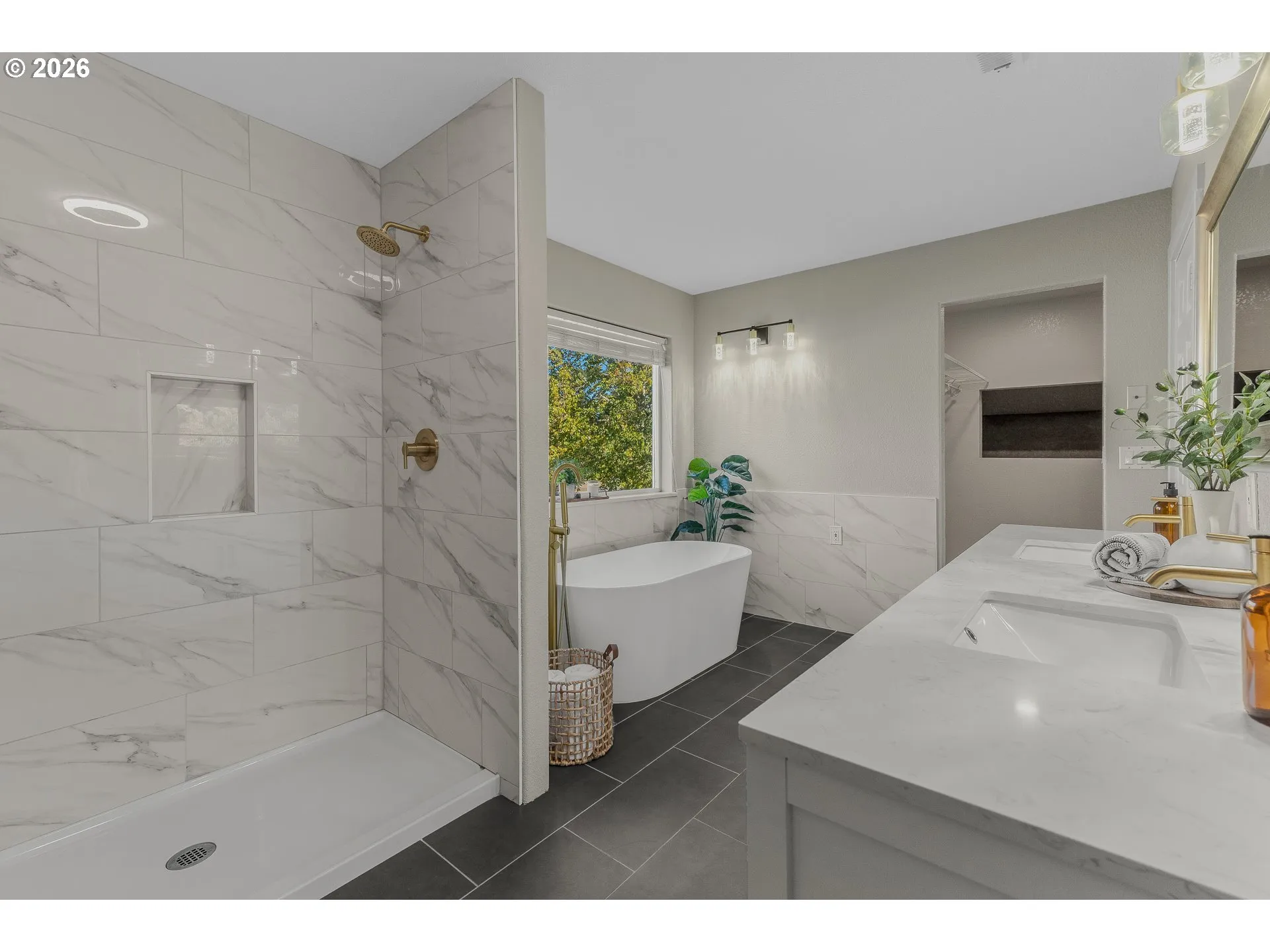 Primary Bedroom-Attached Bathroom