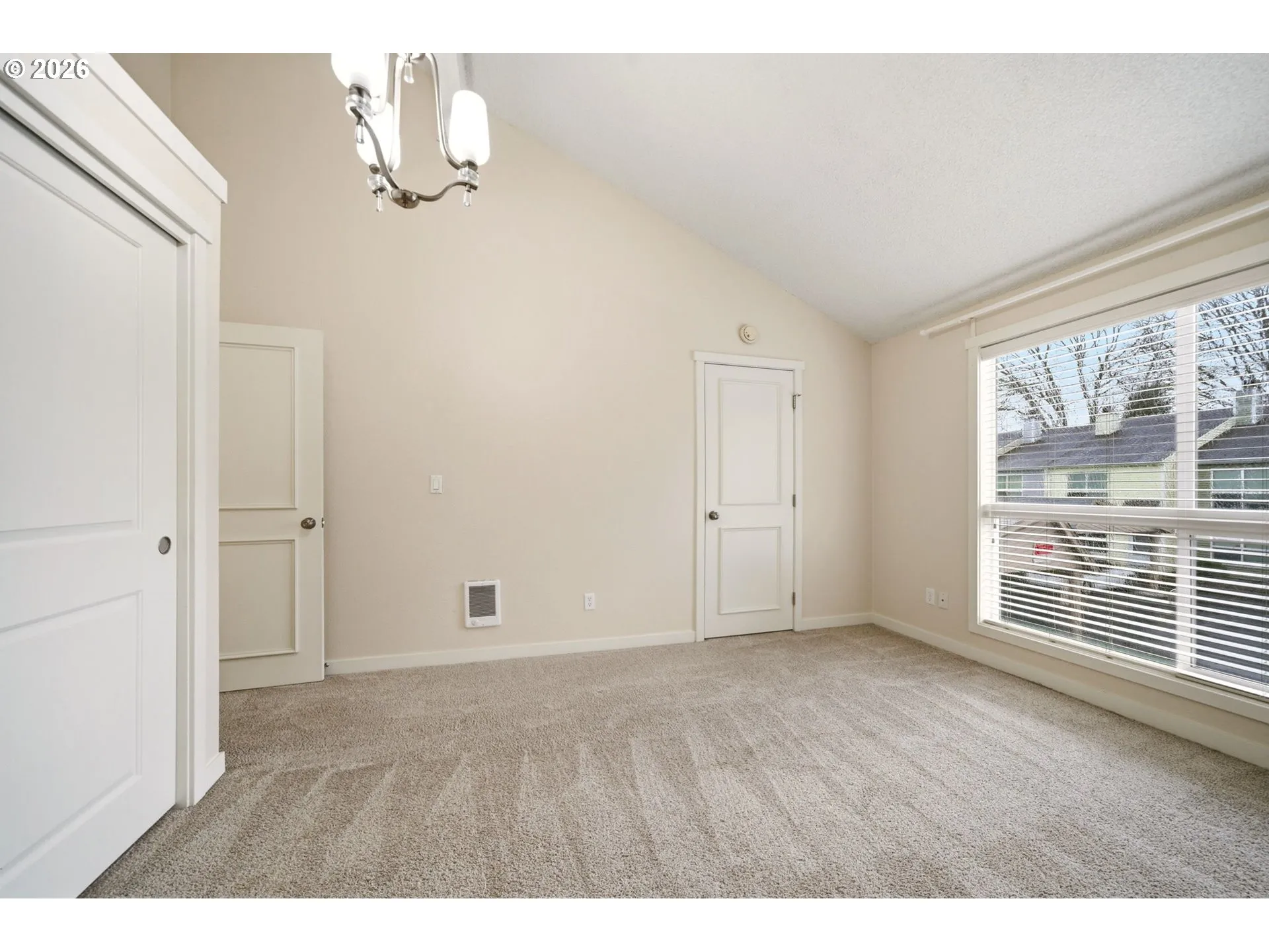 Bedroom, Primary