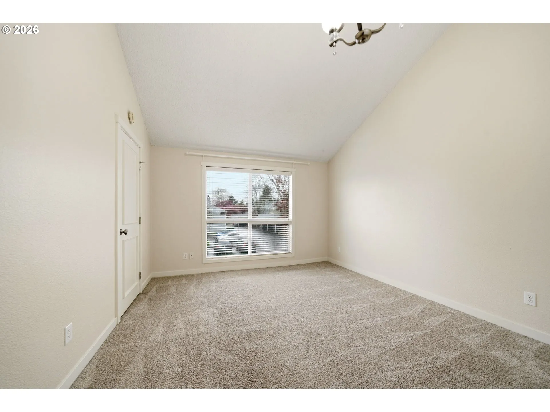 Bedroom, Primary