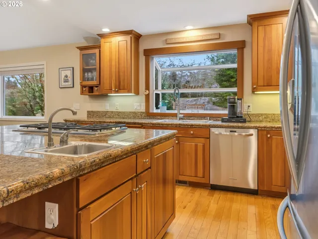 Kitchen-Cooking Island