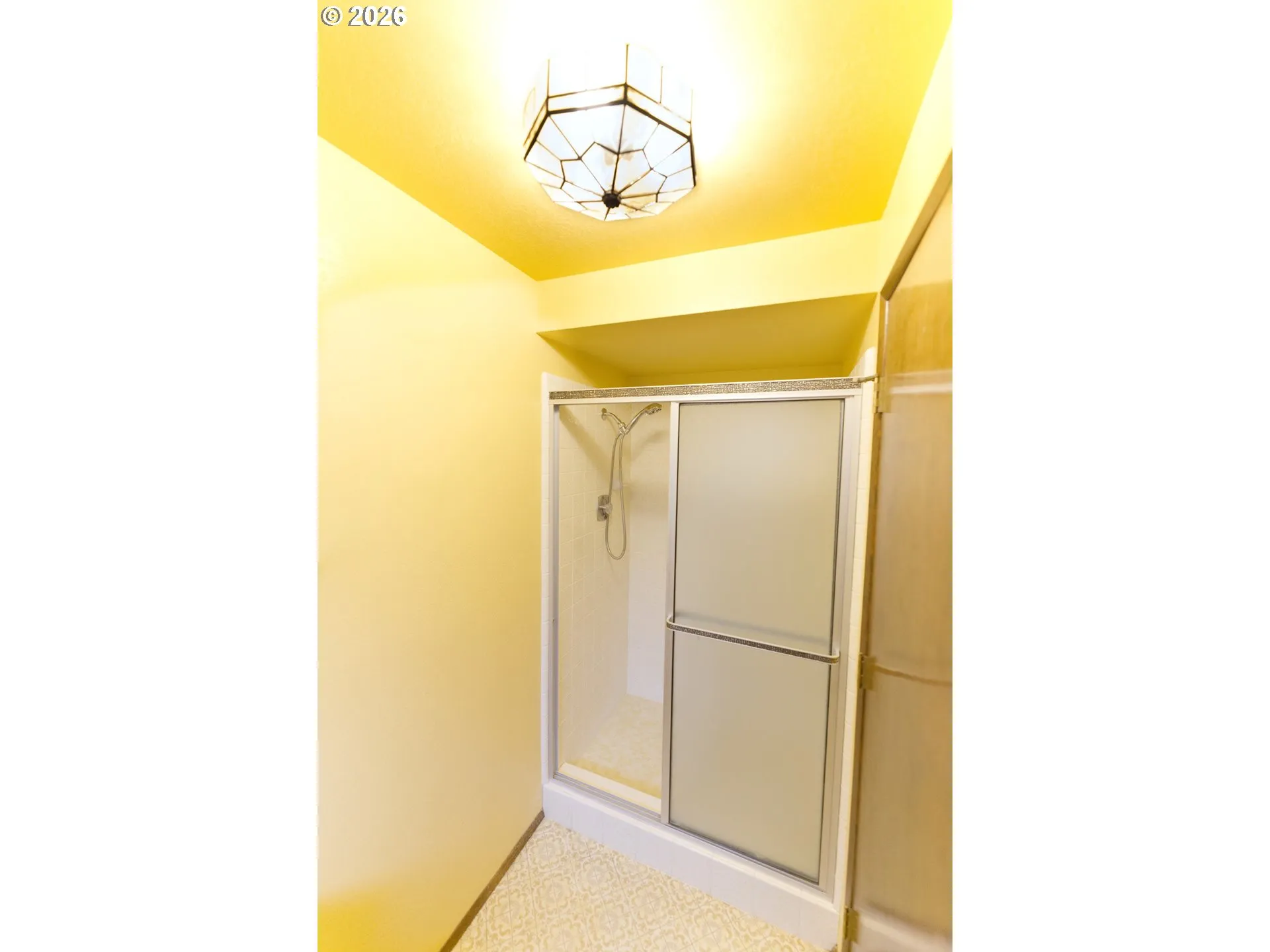 Bathroom-Walk in Shower
