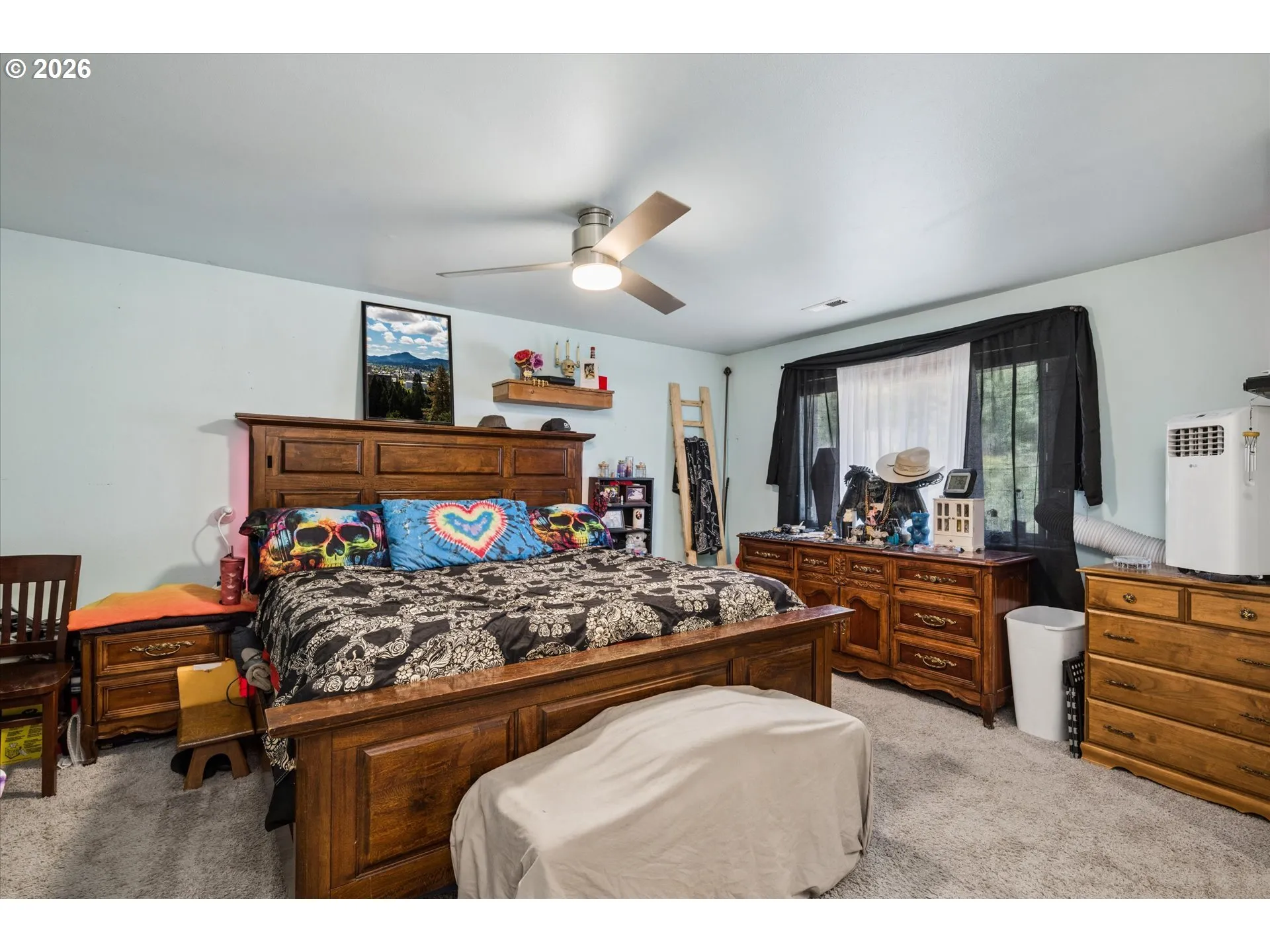 Bedroom, Primary-Upper