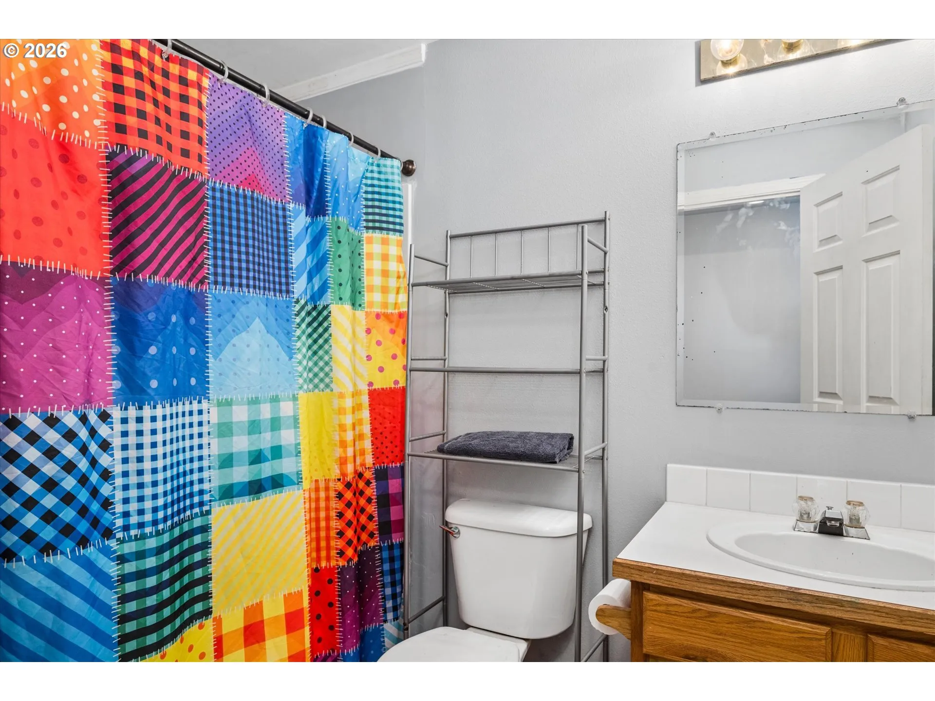 Bathroom-Upper