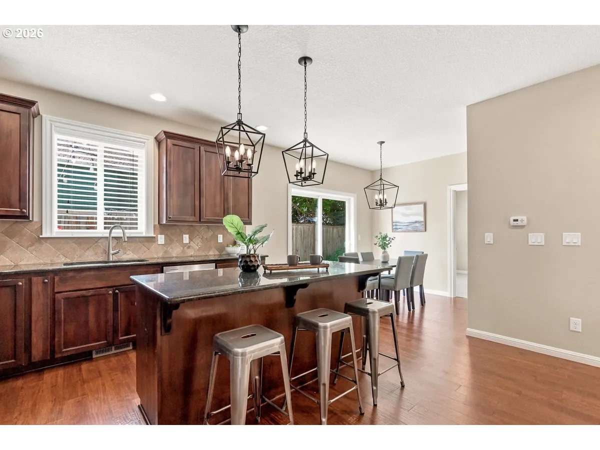 Kitchen-Island
