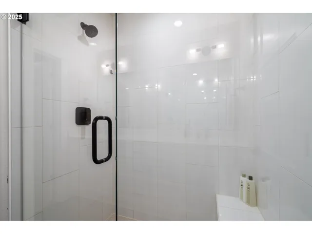 Owner's Suite Bathroom