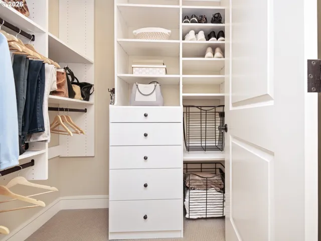 Bedroom, Primary-Walk-In Closet