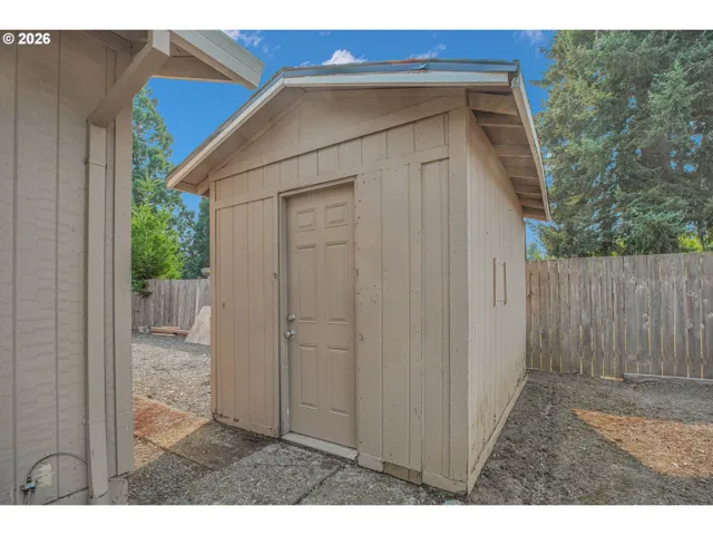 Shed