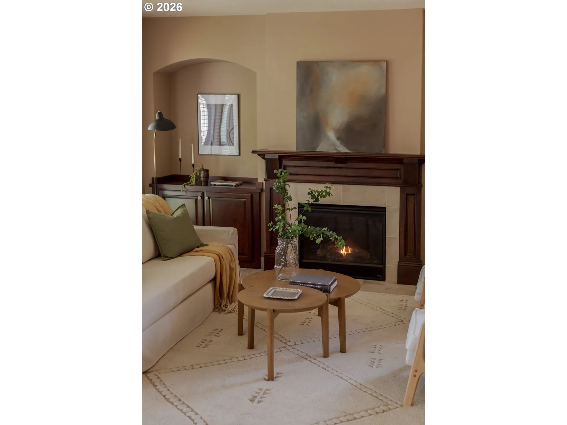 Living Room-Fireplace