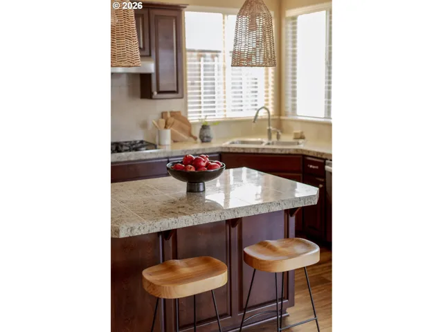Kitchen-Island