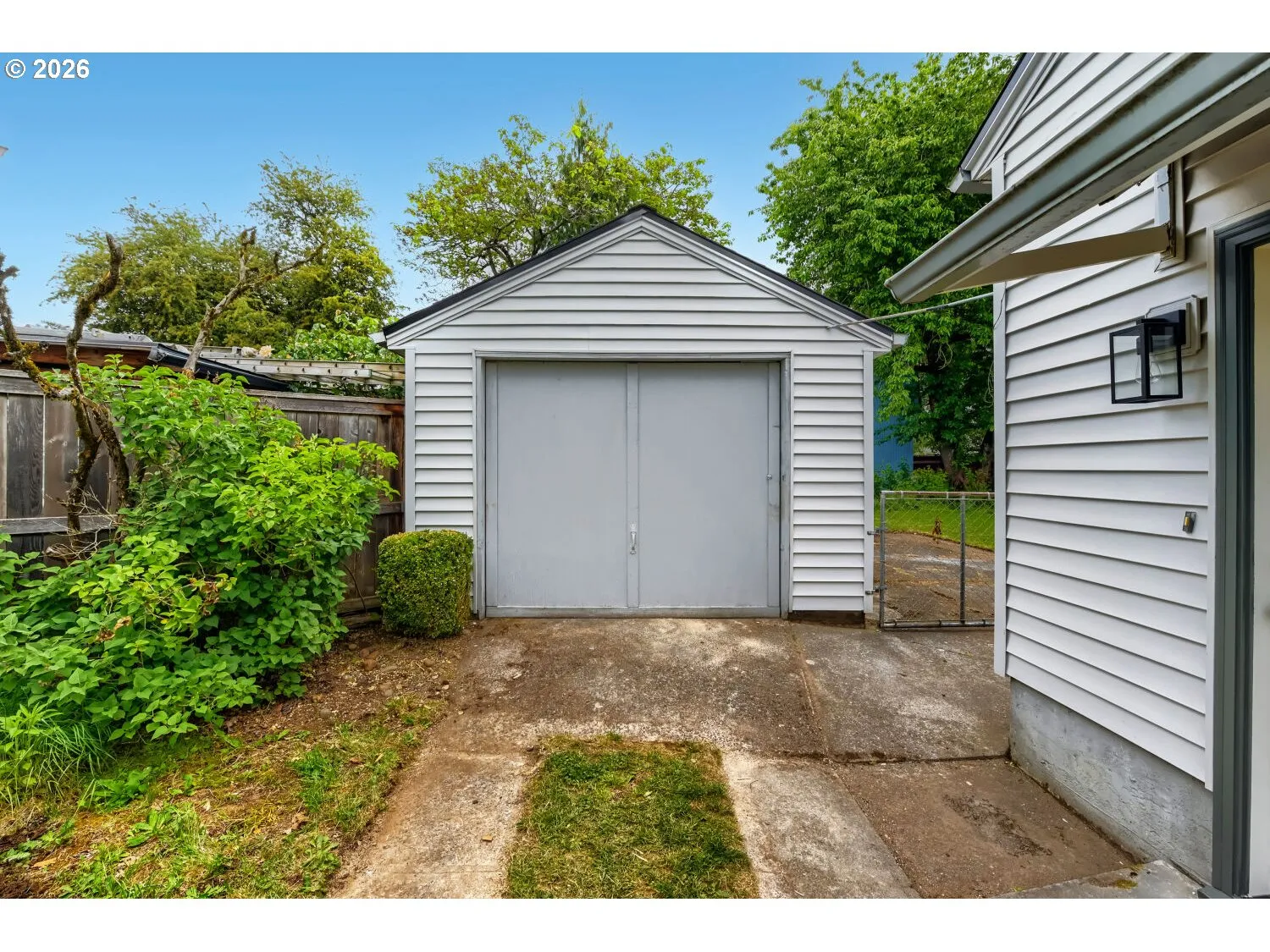 Garage-# 1