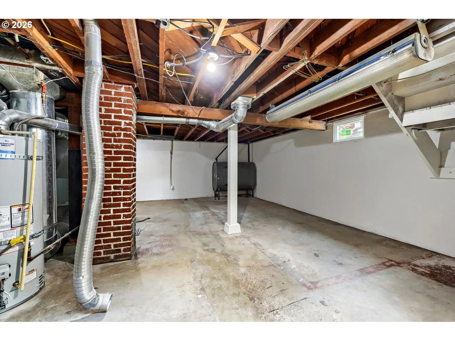 Basement-Unfinished