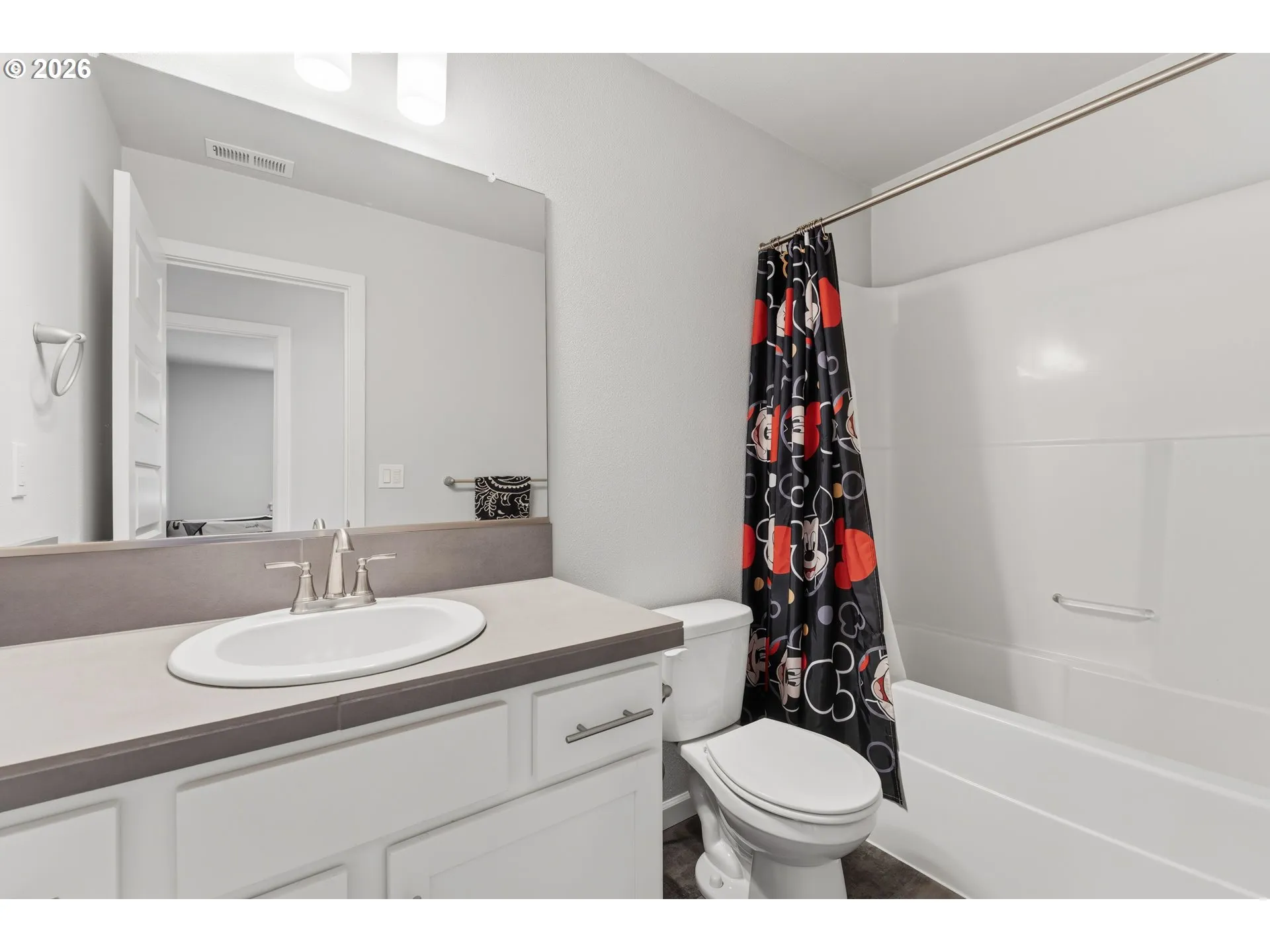 Bathroom-Upper