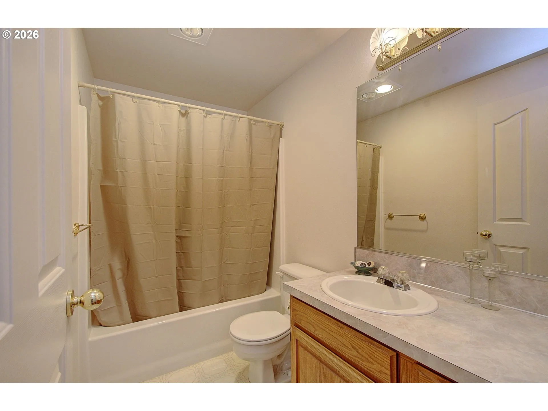 Bathroom-Hall
