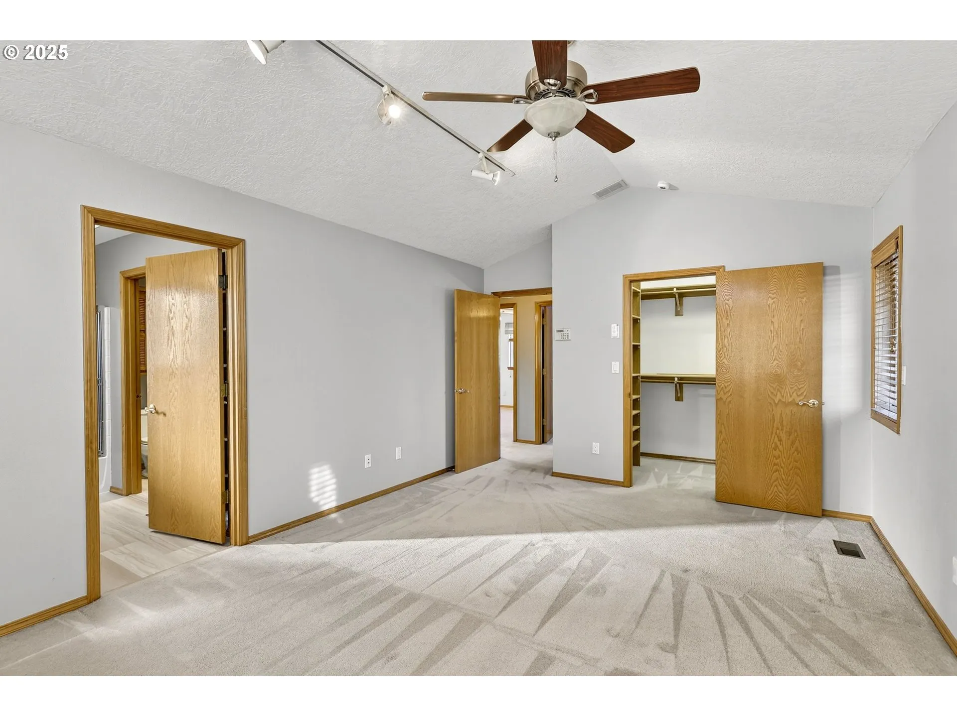 Bedroom, Owner's Suite-Ceiling Fan