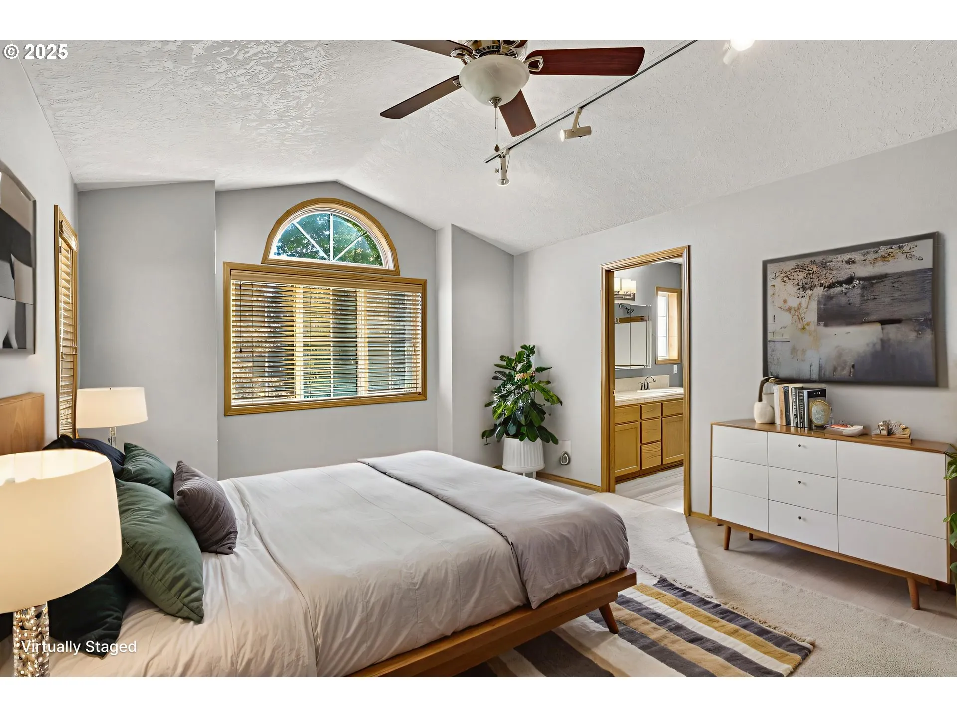 Bedroom, Owner's Suite-Ceiling Fan